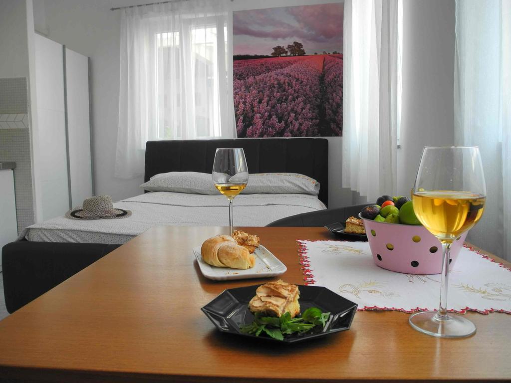 Apartments Jp เยเซรา ภายนอก รูปภาพ