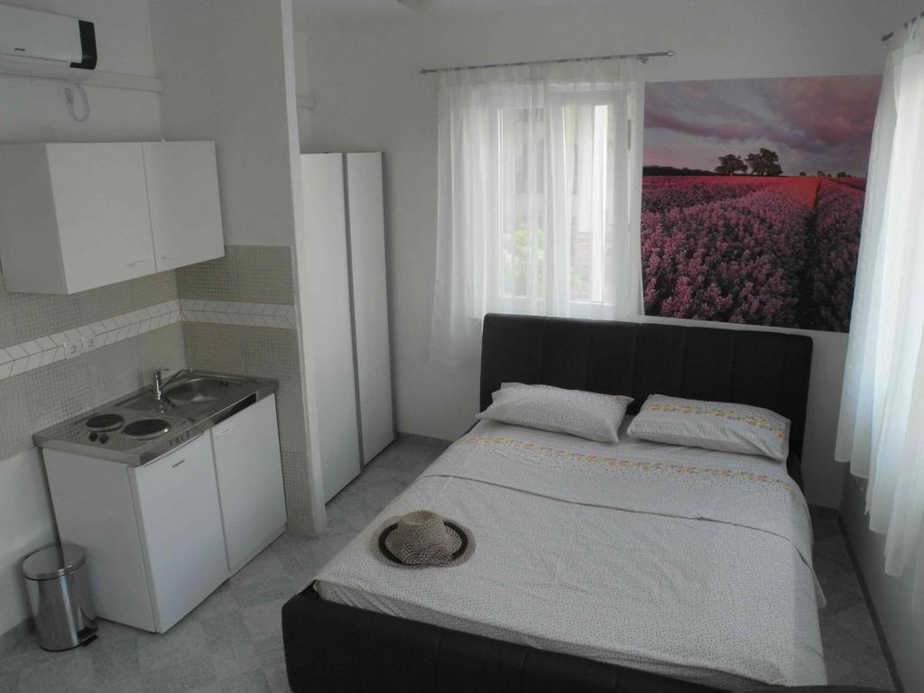 Apartments Jp เยเซรา ภายนอก รูปภาพ